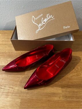 **GORGEOUS* Louboutin Hot Chickita Scalloped Flats Red Patent Metallic Free Ship
